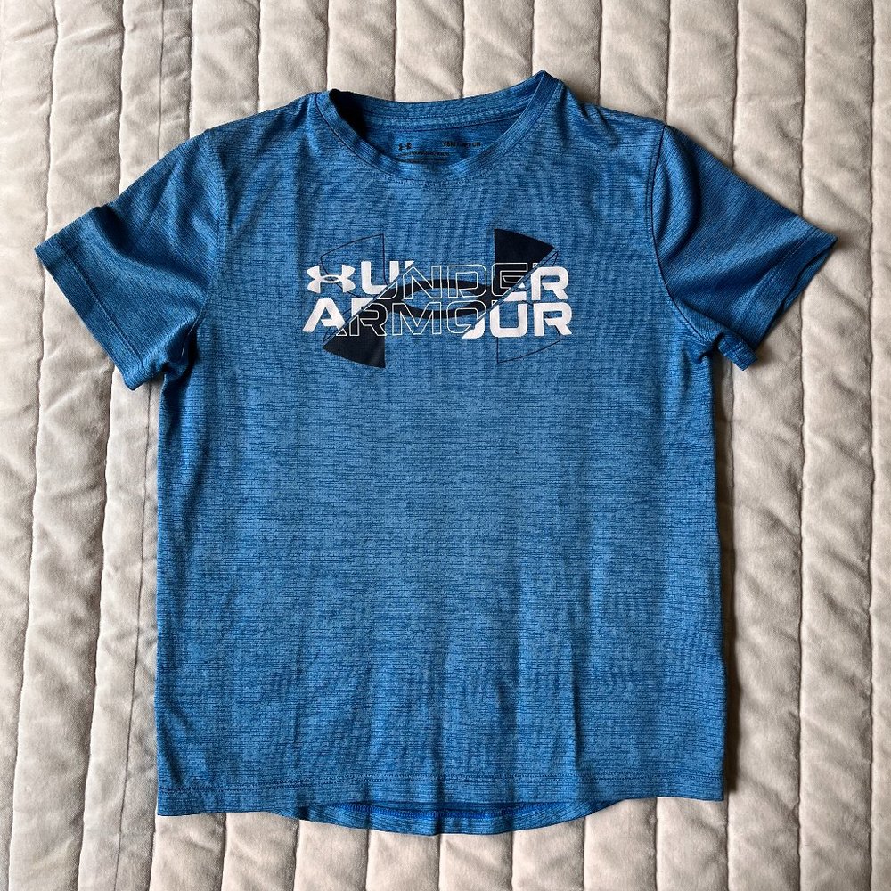 Boy's Blue Under Armour Shirt Size YS